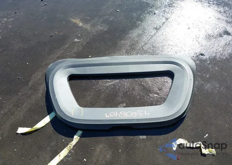 2023 Tesla Model Y Awd/Long Range Dual Motor All-Wheel Drive from USA, damaged, VIN 7SAYGDEEXPF822927